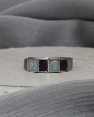 Vintage Navajo Sterling Silver Opal & dark purple sugilite Ring 2.8G/sz8 N1480